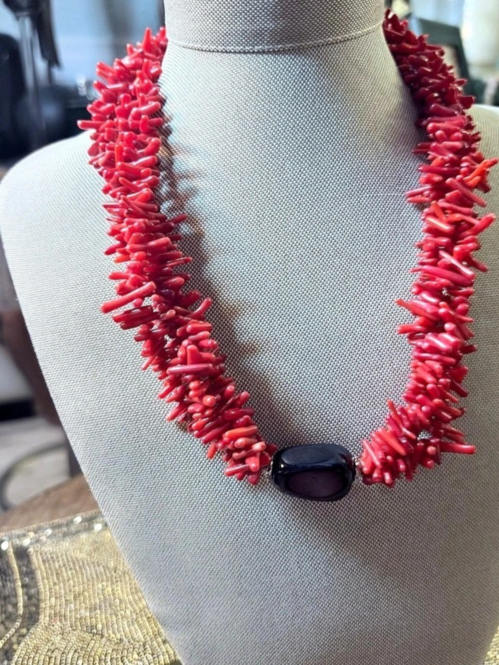 Red & Black Coral-Style Statement Necklace